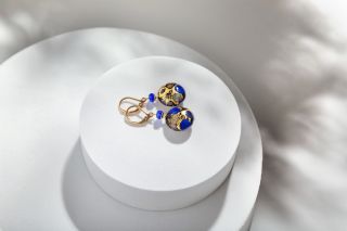 Tyhle Vánoce nemusíte nic dokazovat. Stačí být vidět. ✨ Imperial Flame dodá Vašemu pohledu hloubku, která zůstane v paměti...